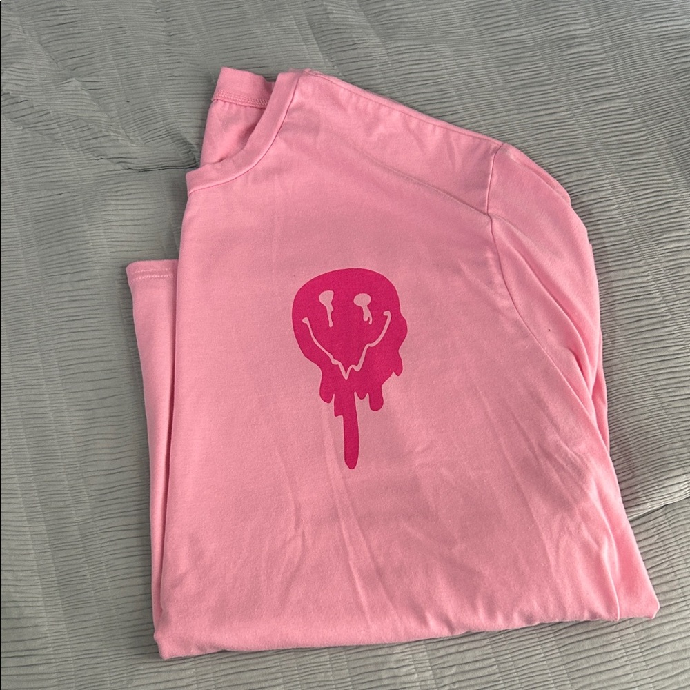 Amazon Pink Graphic Tee